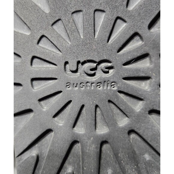 UGG Classic Cardy Button Knit Boots Womens Size 6 Brown Gold Sweater Boots 1876 - Picture 6 of 8